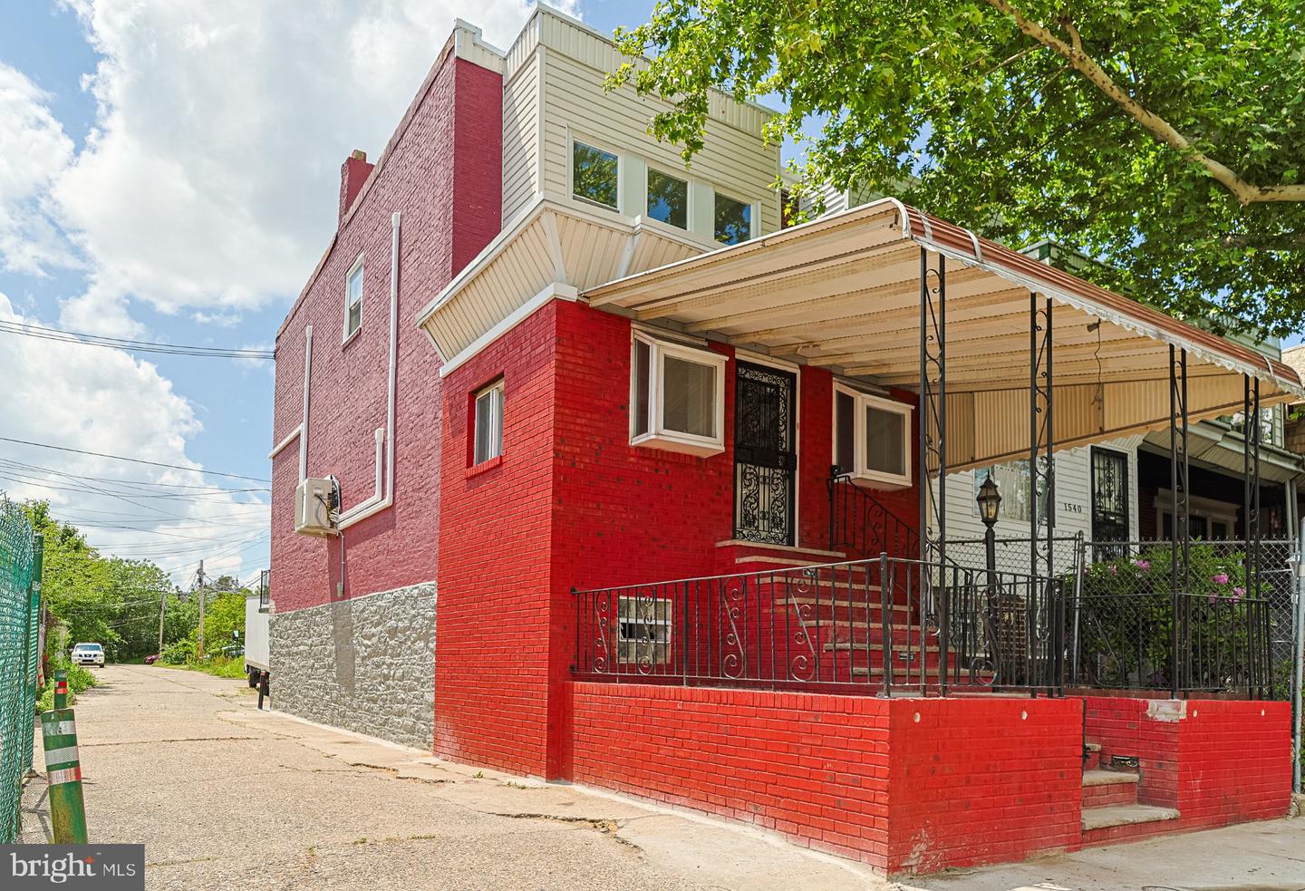 1542 S 57th St