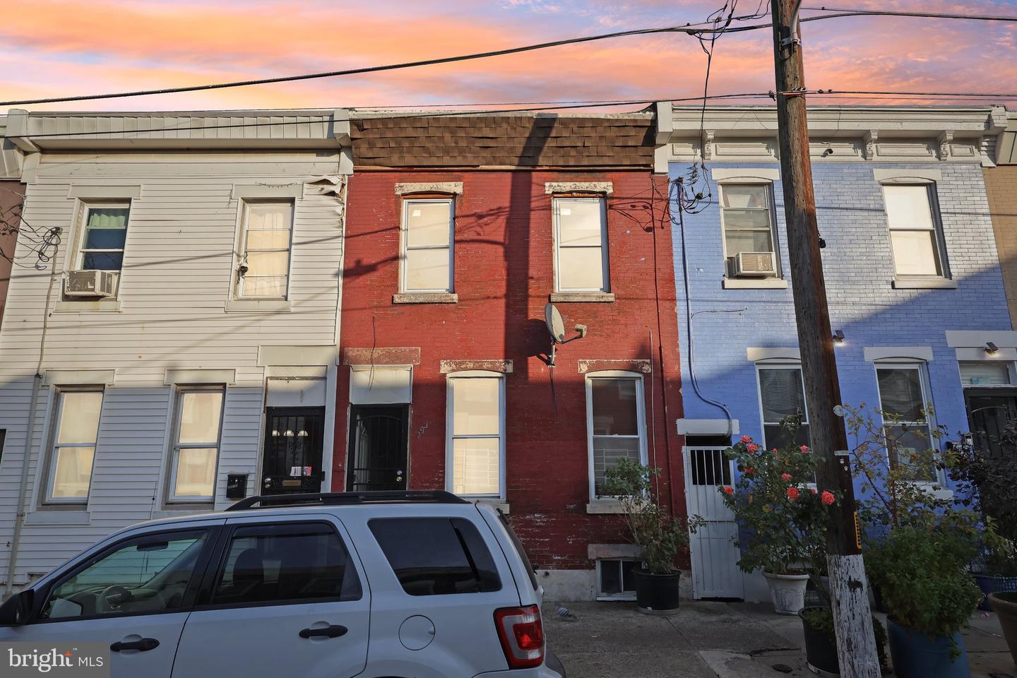 2911 N Howard Street