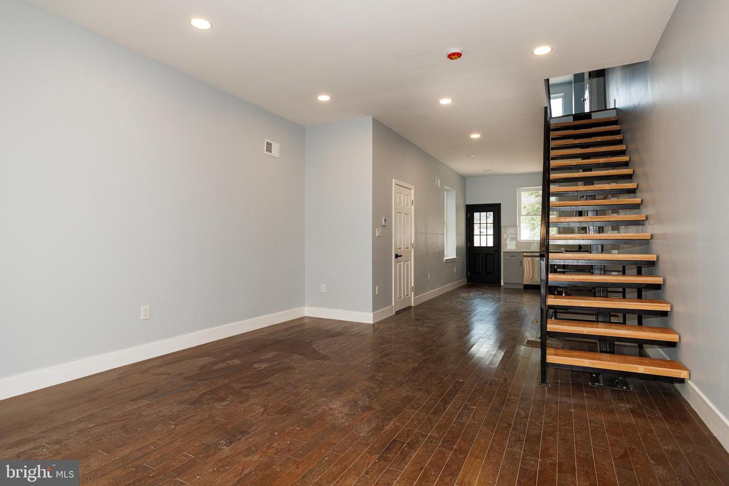 1252 S 28th St