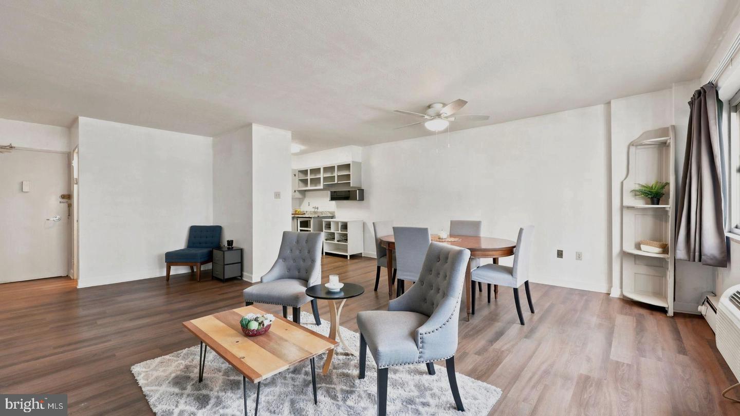 1900 John F Kennedy Boulevard #906