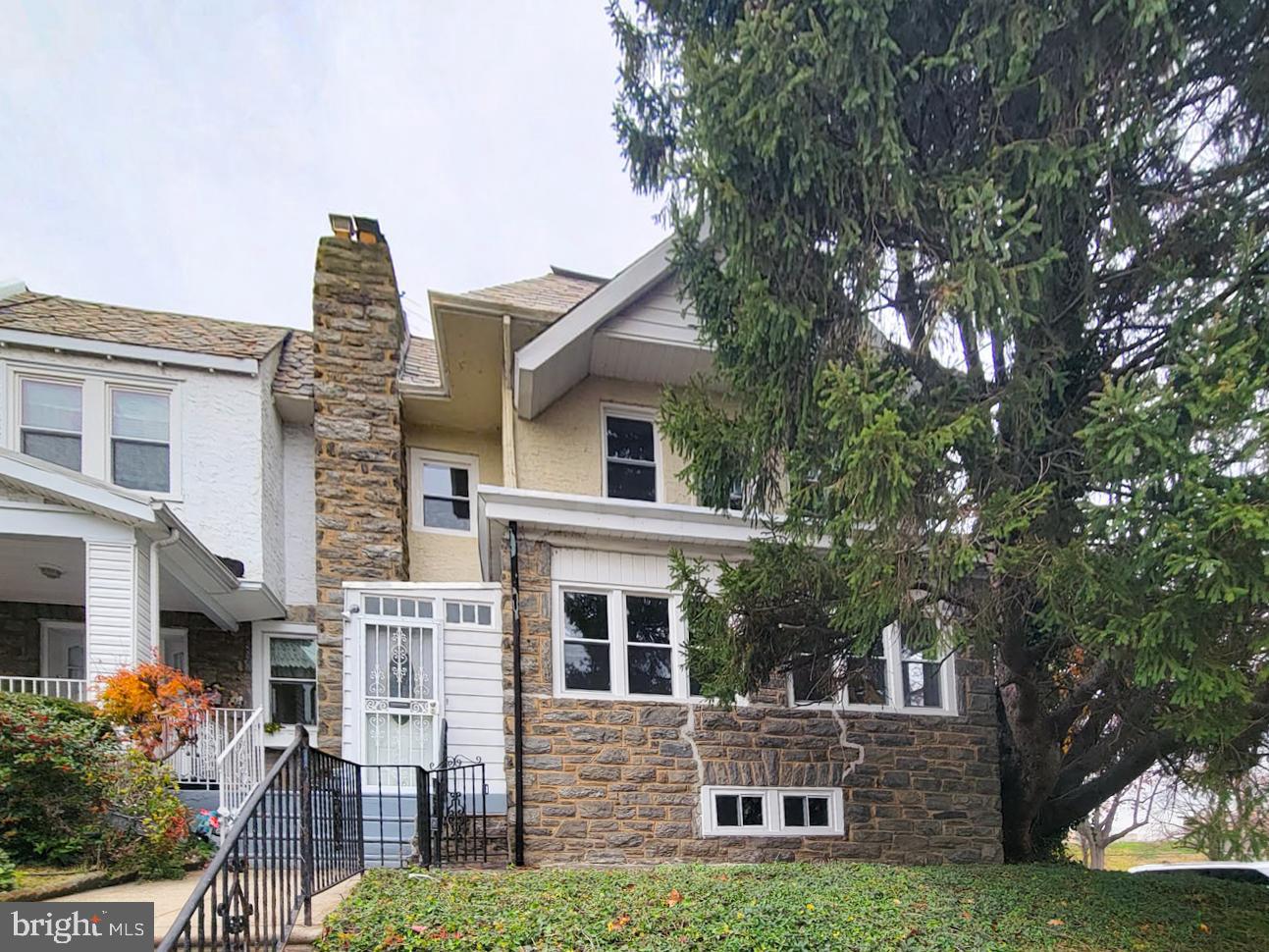 4401 Sherwood Road, Philadelphia