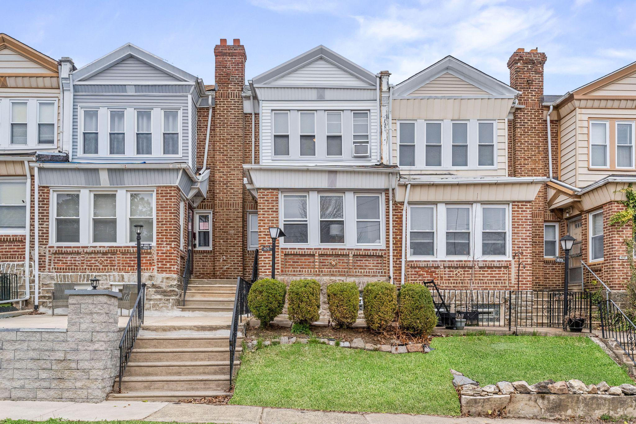 471 E Pleasant Street