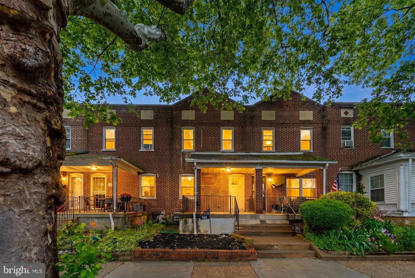 931 Kenmore Rd