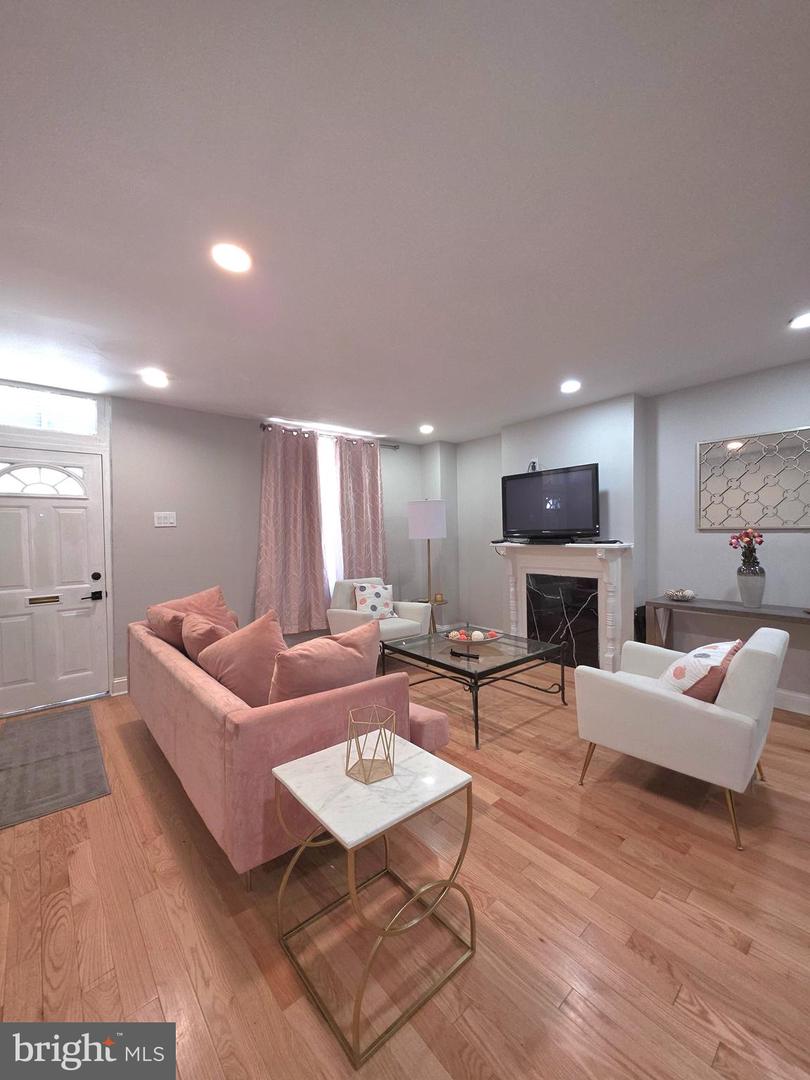 4042 Haverford Avenue