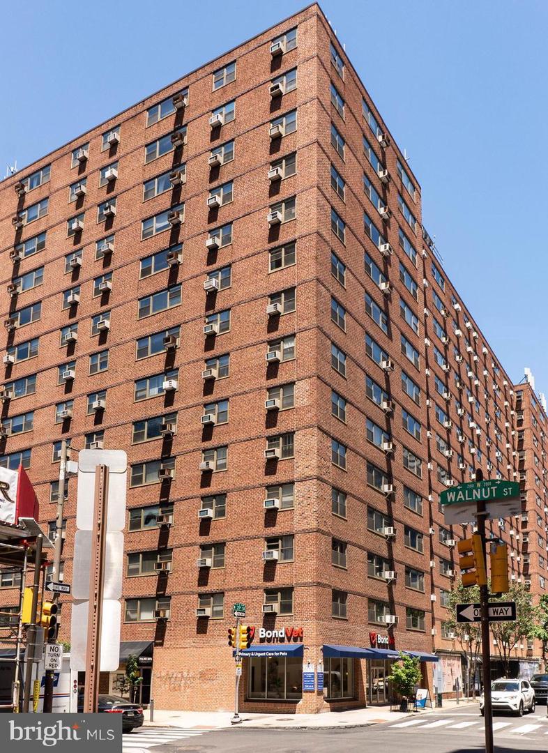 118 S 21st Street #421