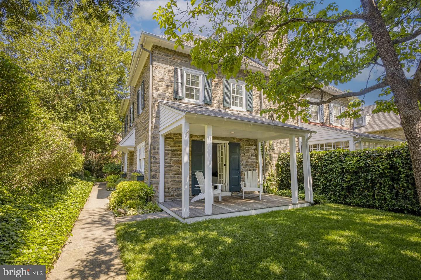 15 E Willow Grove Avenue