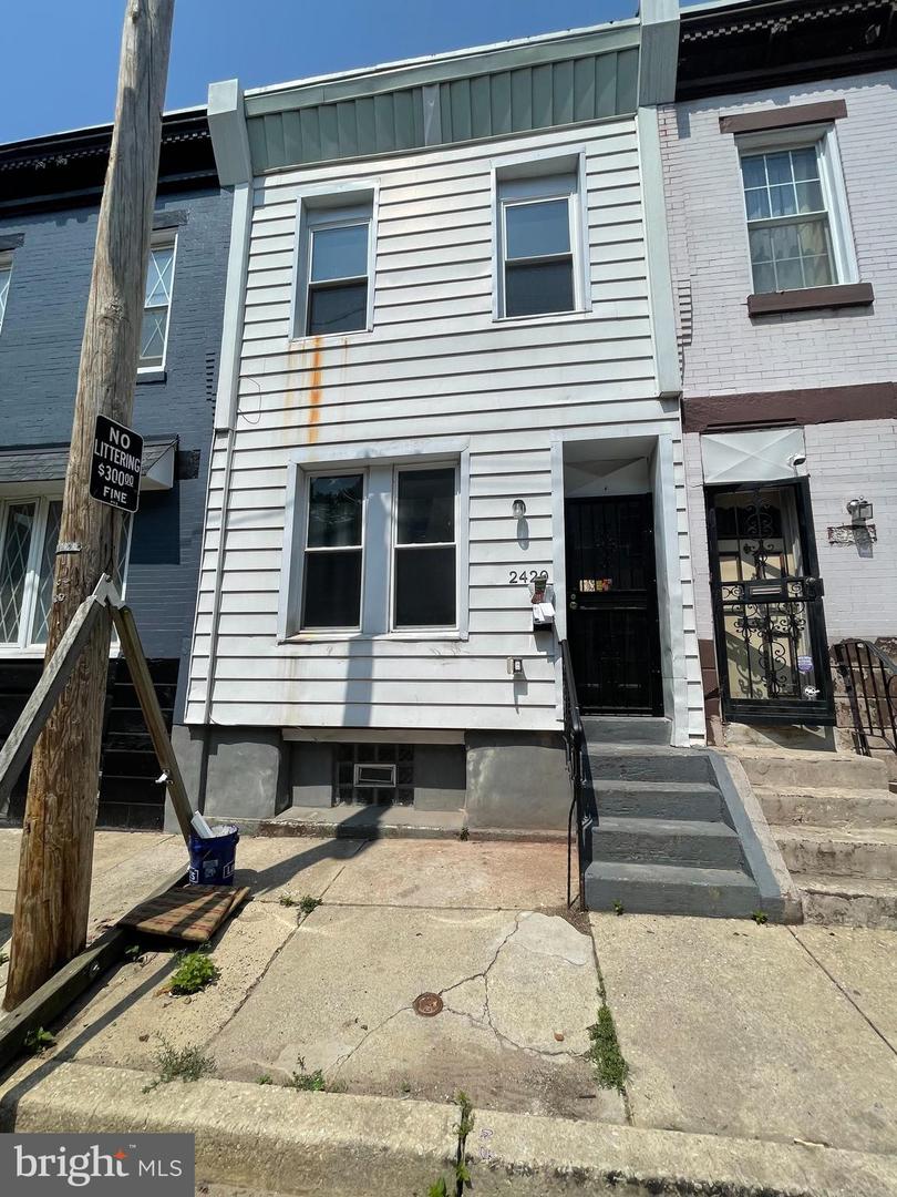 2420 N Garnet Street