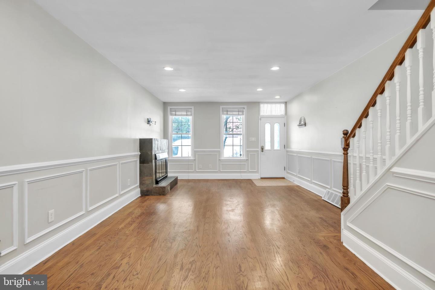 719 N Uber Street