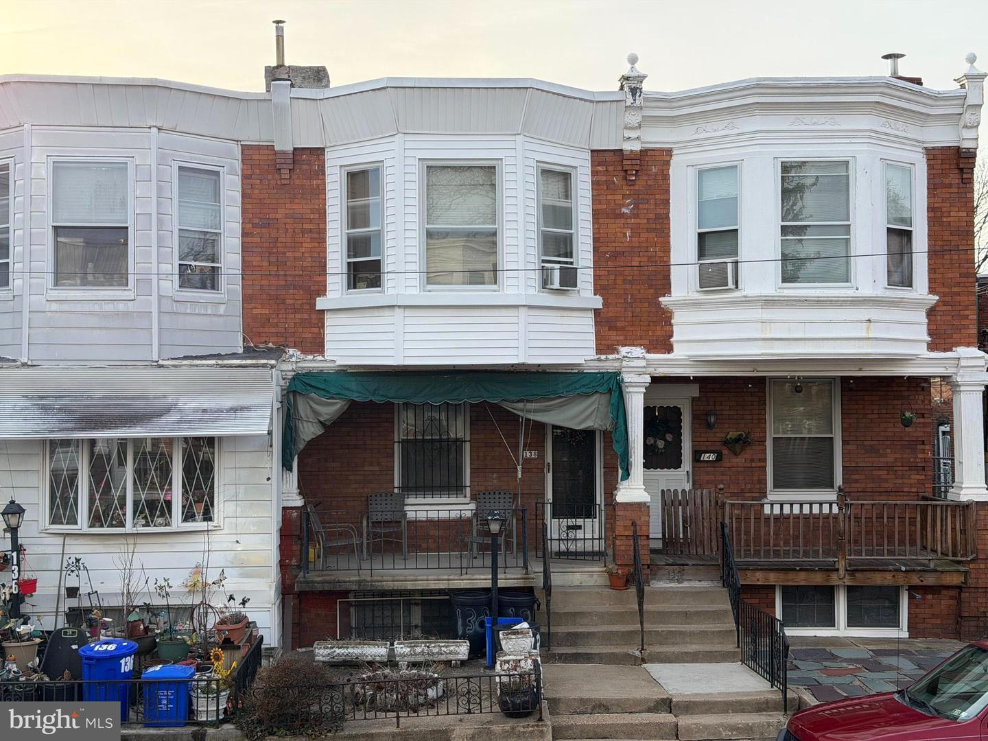138 W Pomona Street