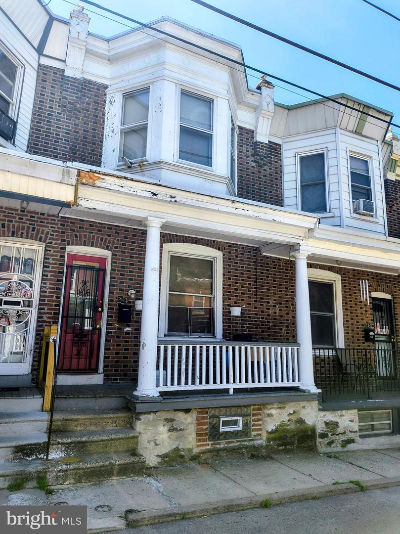 24 W Duval Street, Philadelphia