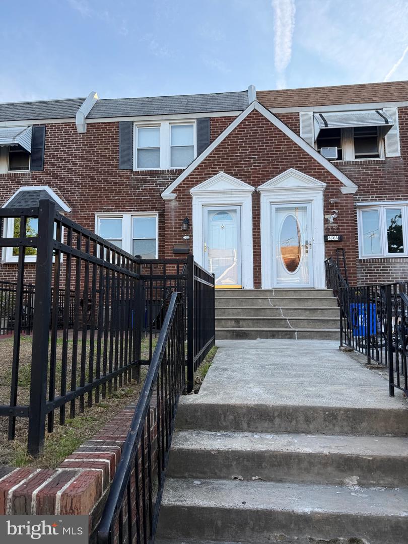 3334 Lansing Street