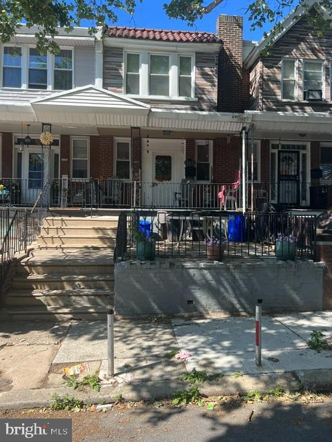 584 E Carver Street