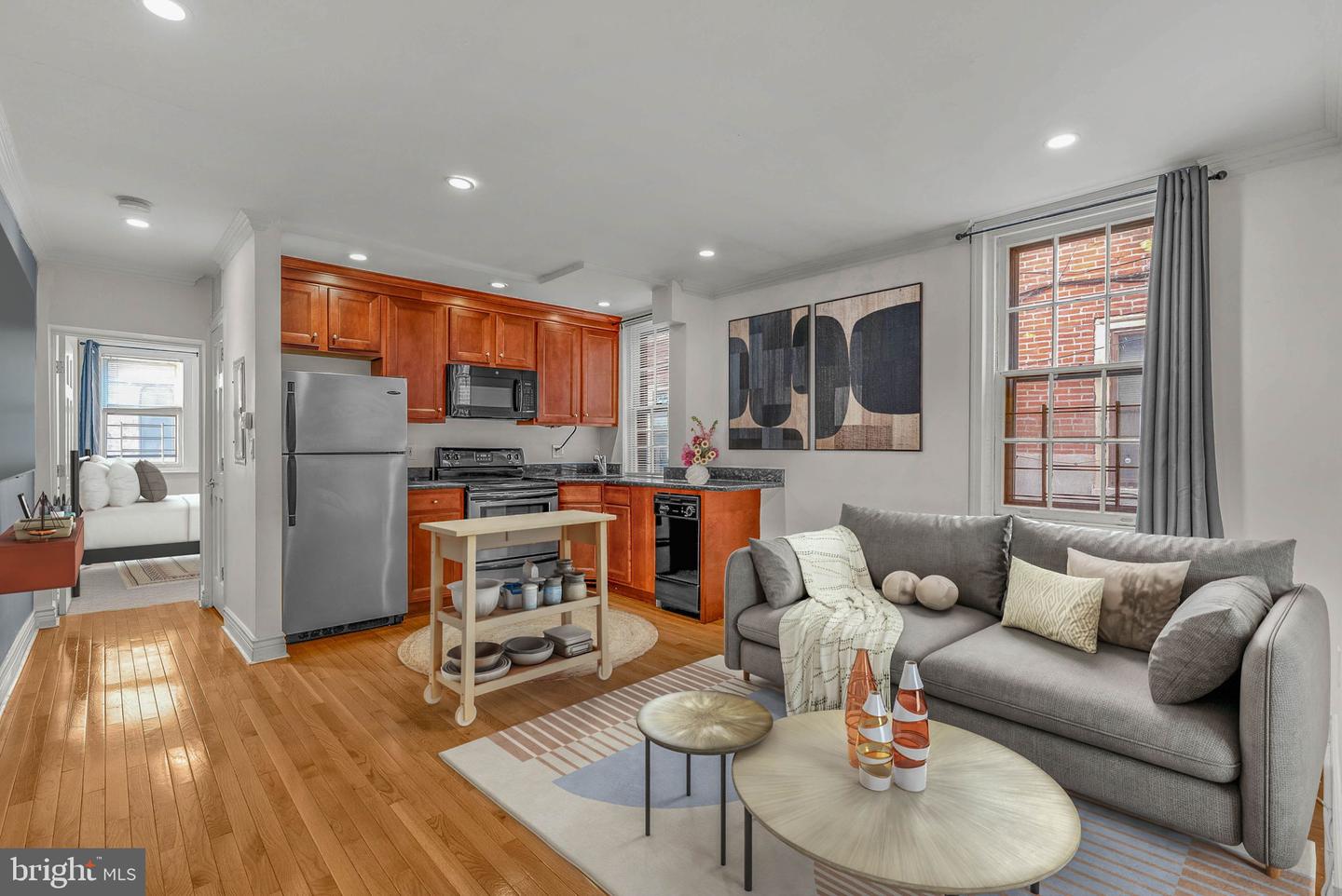 1910 Fairmount Avenue #b (1r)