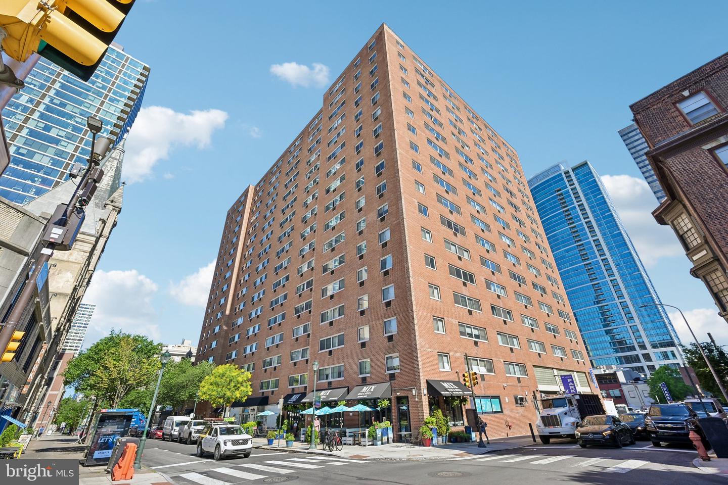 2101 Chestnut Street #606