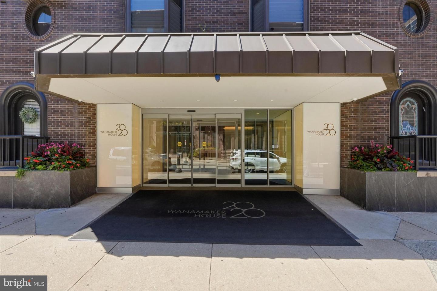 2018 Walnut Street #23f