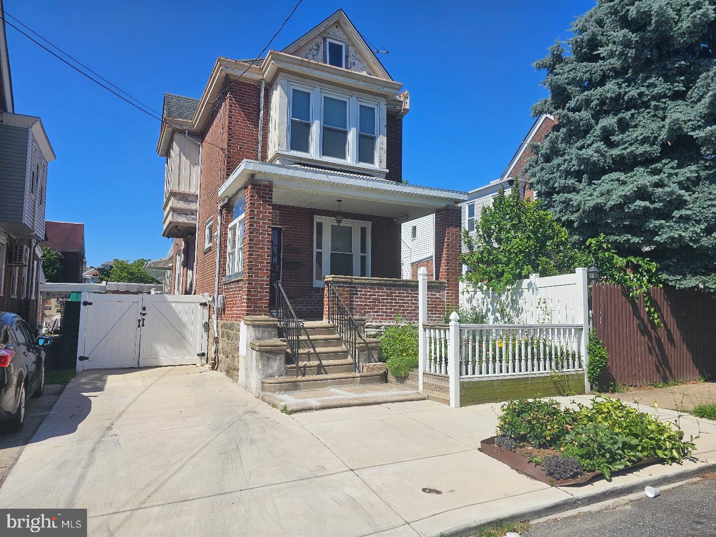 424 Fanshawe Street