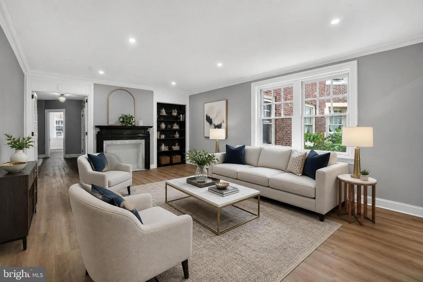 4637 Pine Street #d410