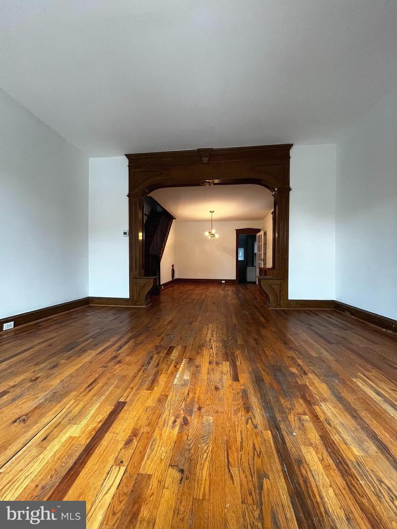 2715 E Lehigh Avenue, Philadelphia