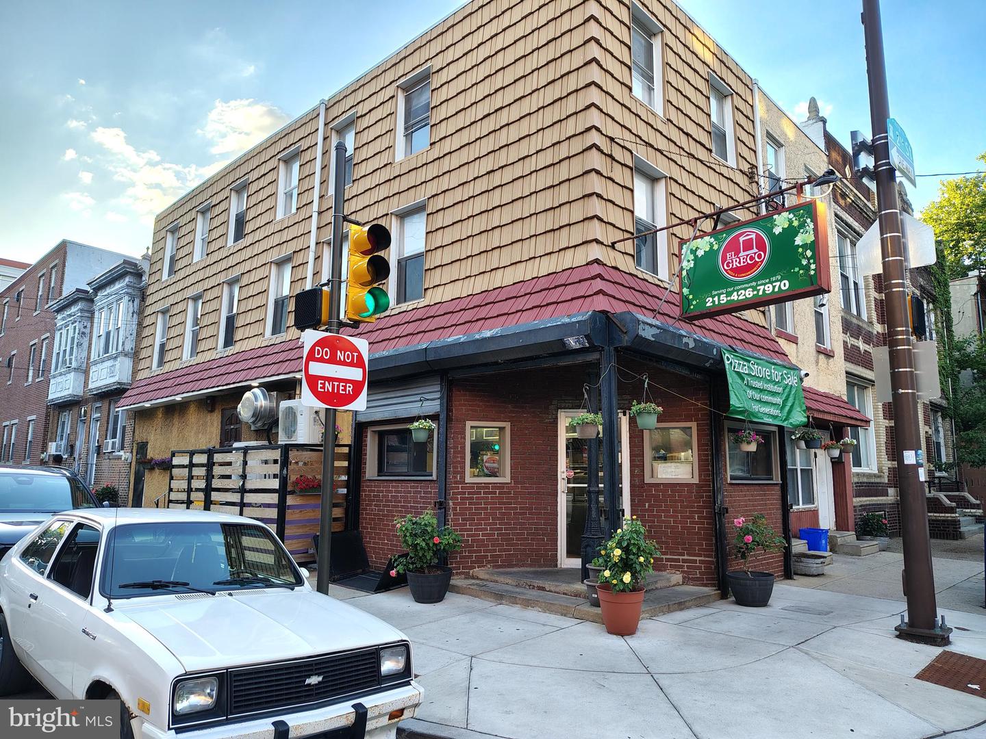 1500 N 2nd St