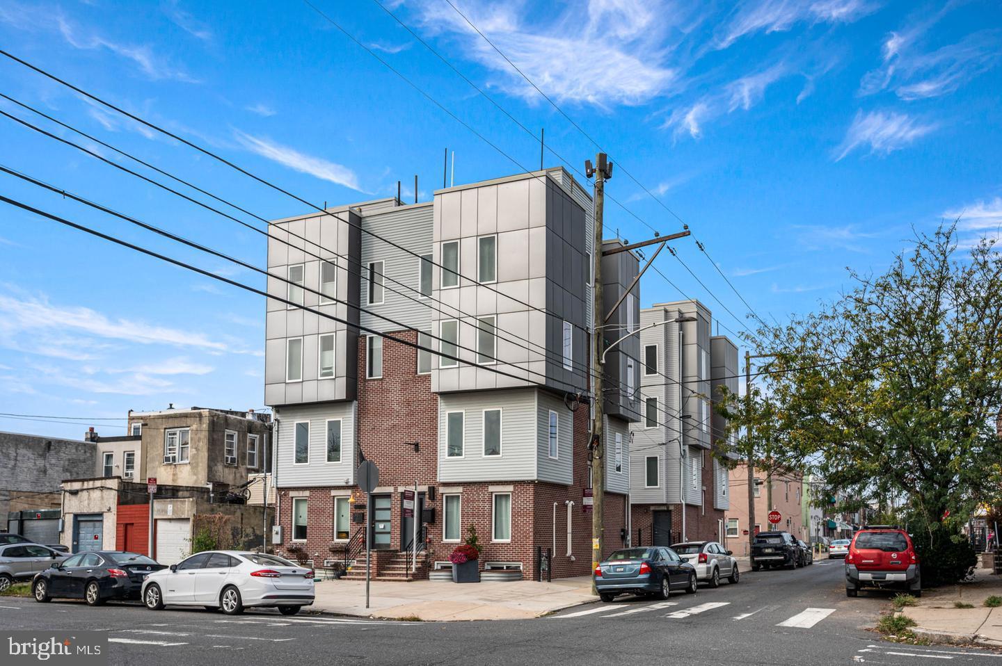 2002 E Moyamensing Avenue