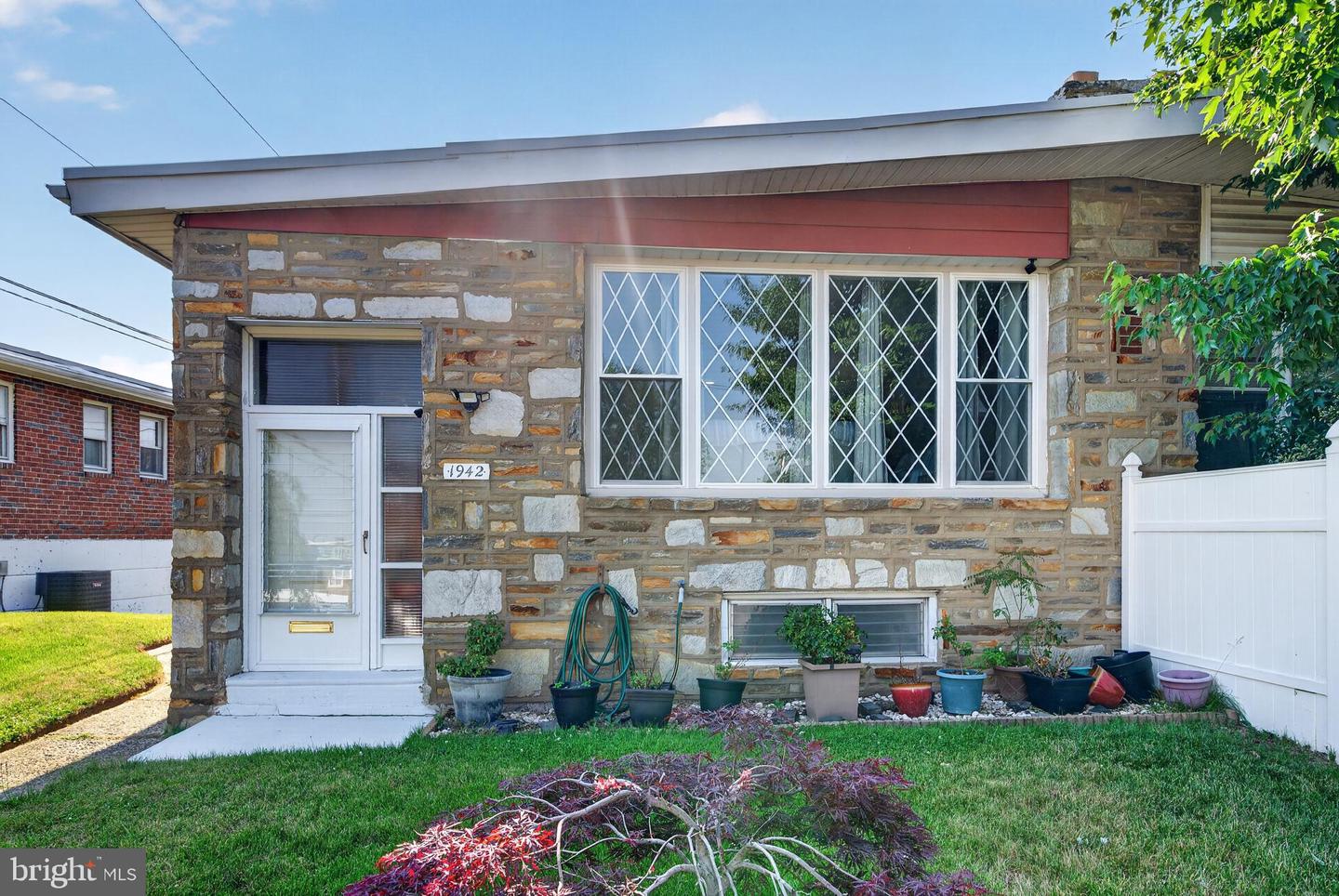 1942 Nester Street