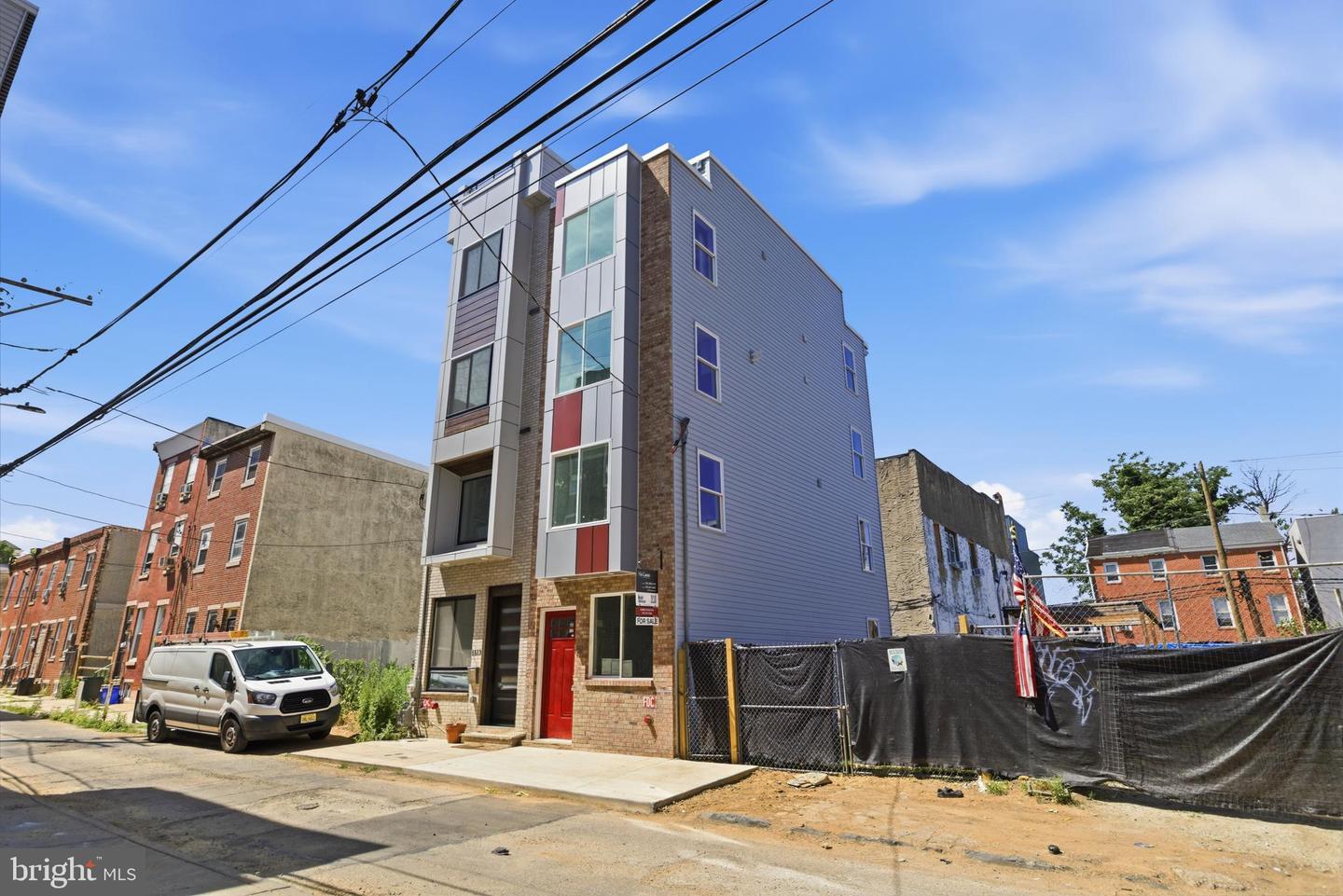 1511 W Flora Street