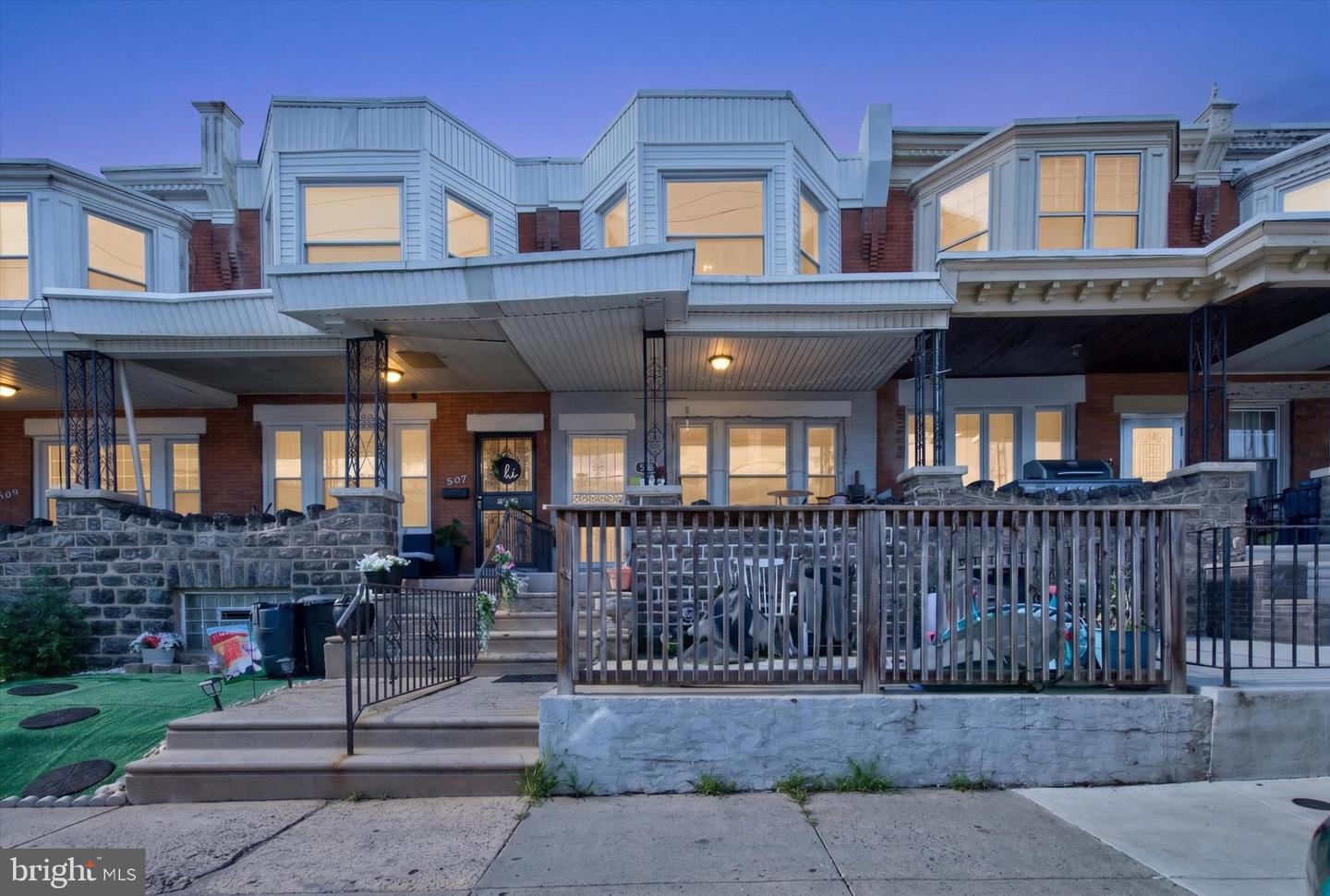 505 W Duncannon Avenue