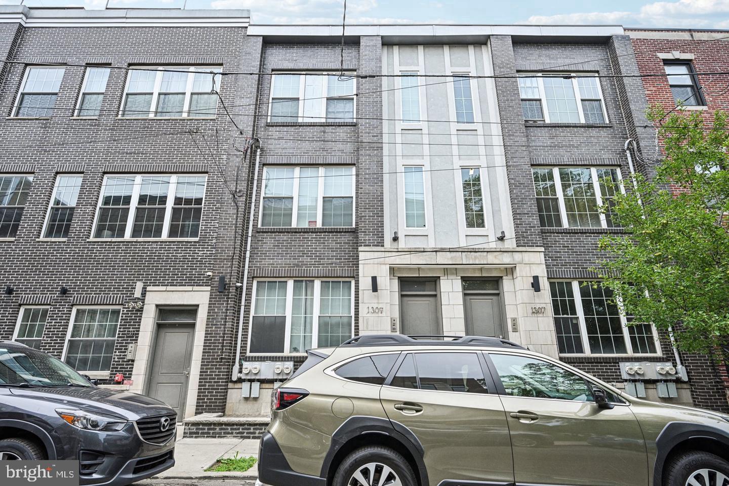 1309 N 6th Street #2r