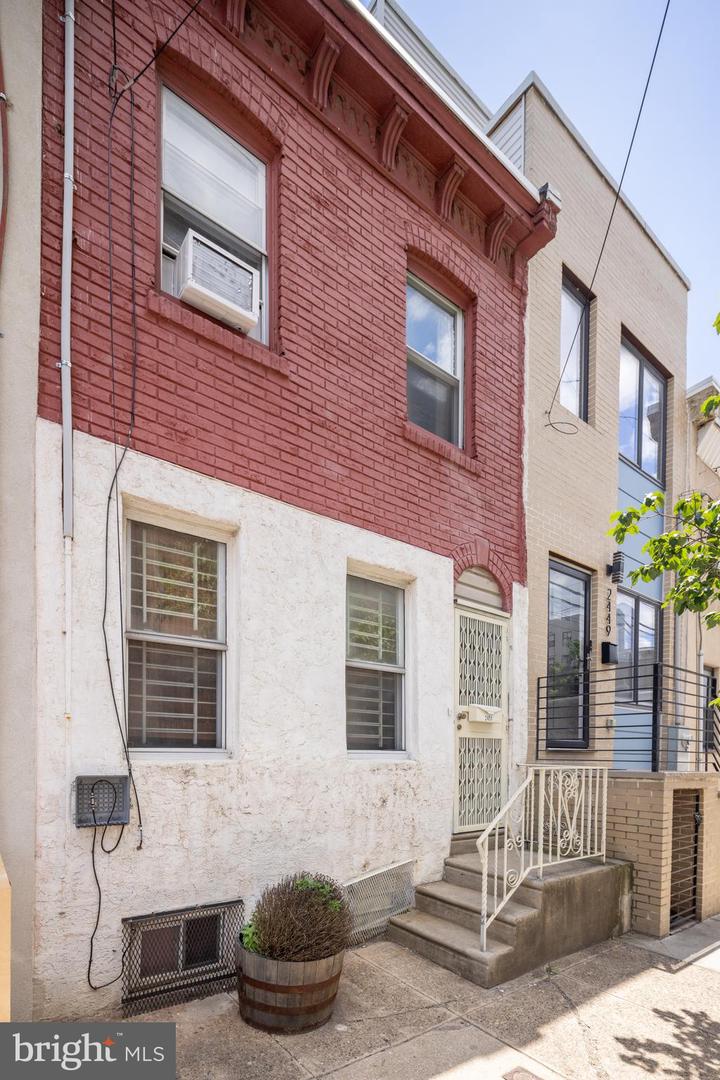 2451 Jasper Street