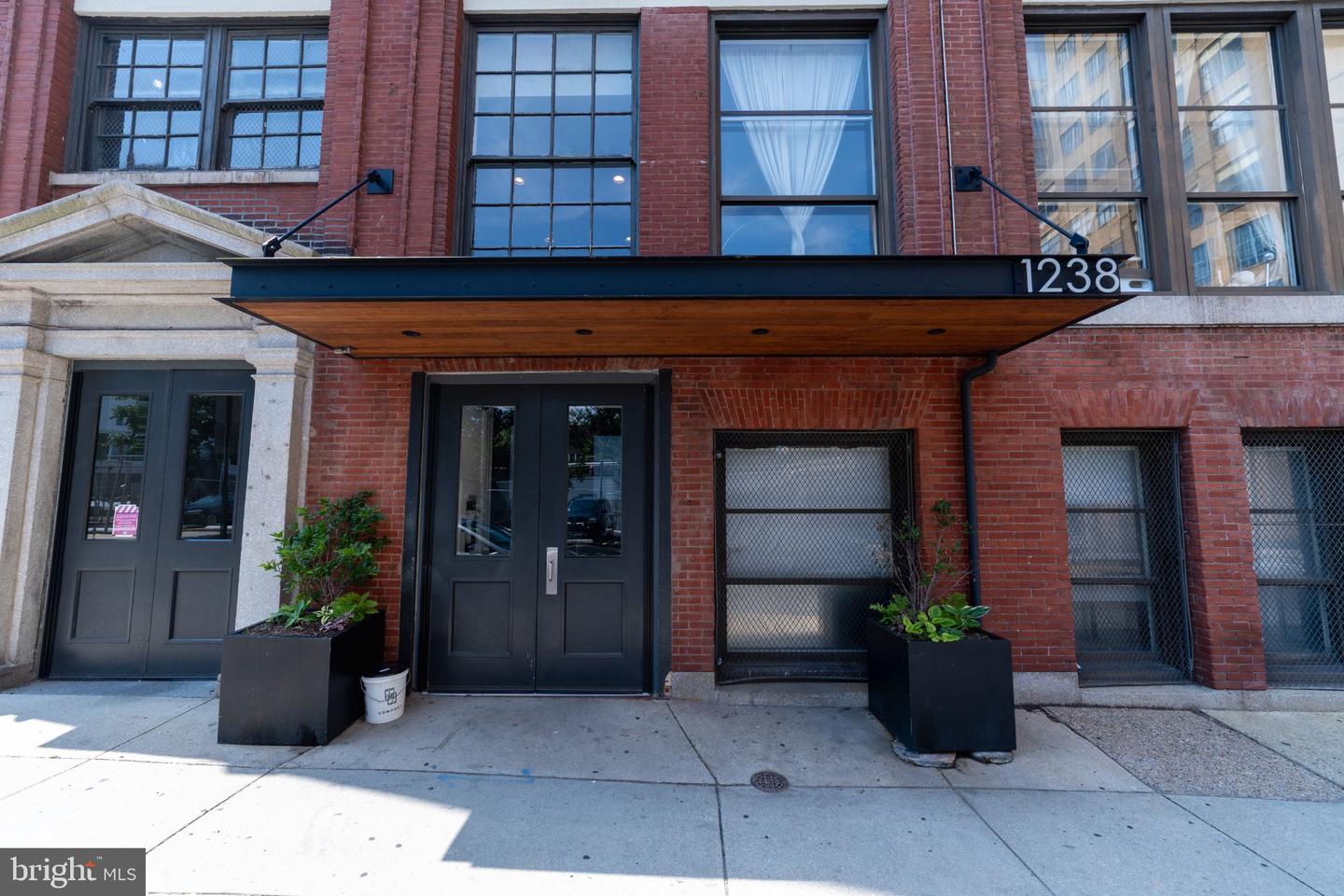 1238 Callowhill Street #101