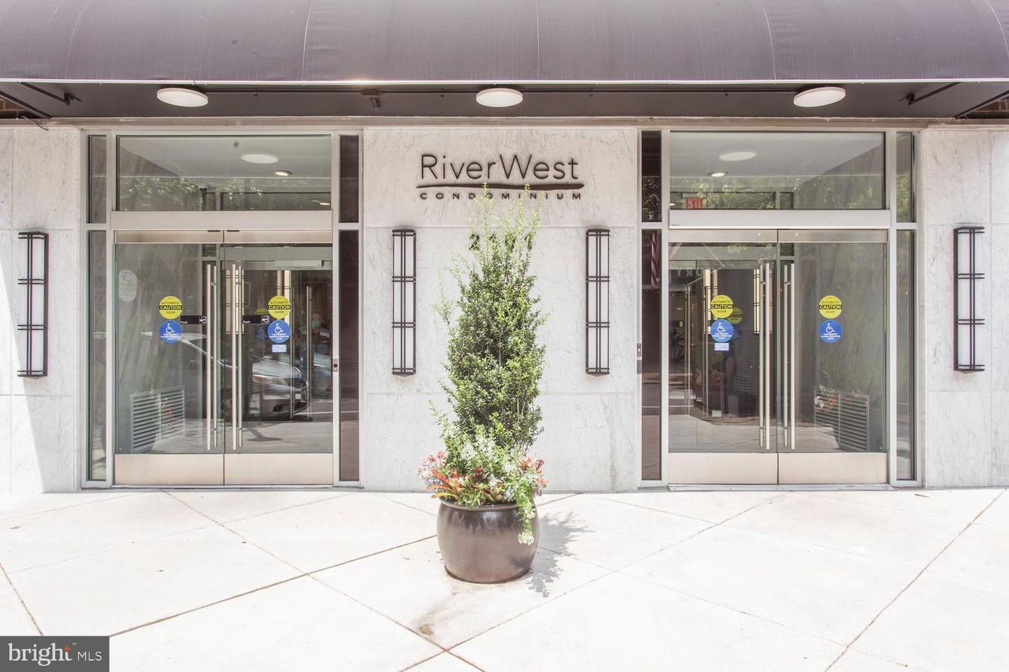 2101 Chestnut Street #1025