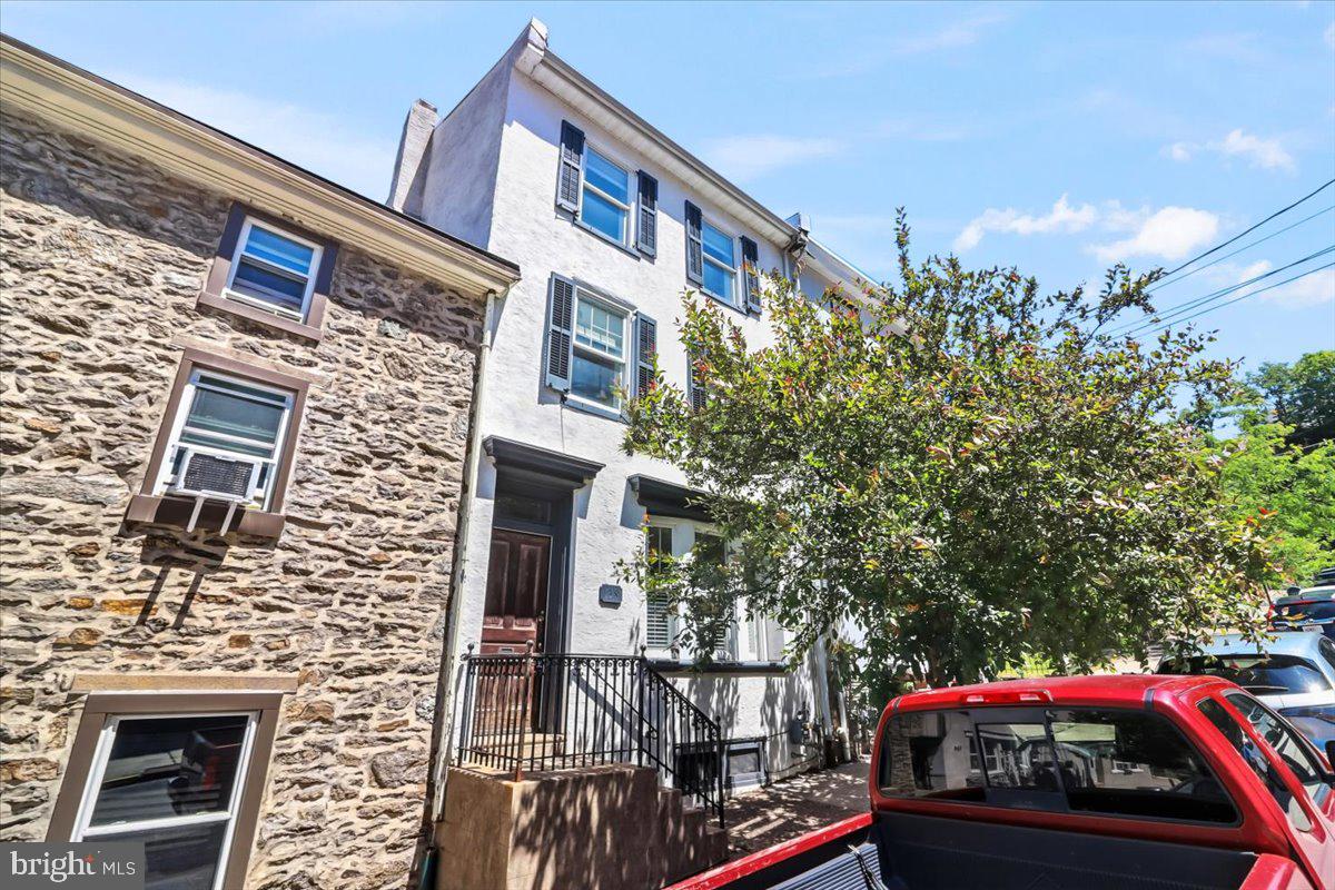 138 Rector St