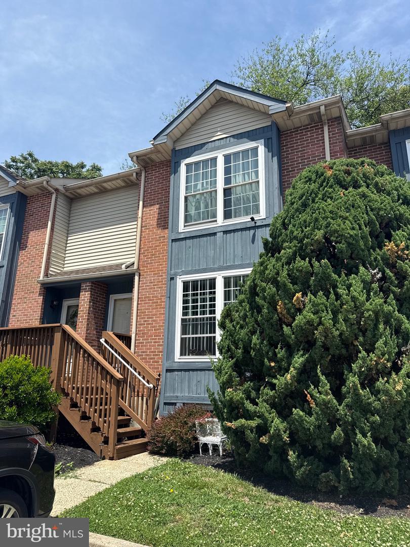 7923 Ridge Avenue #17