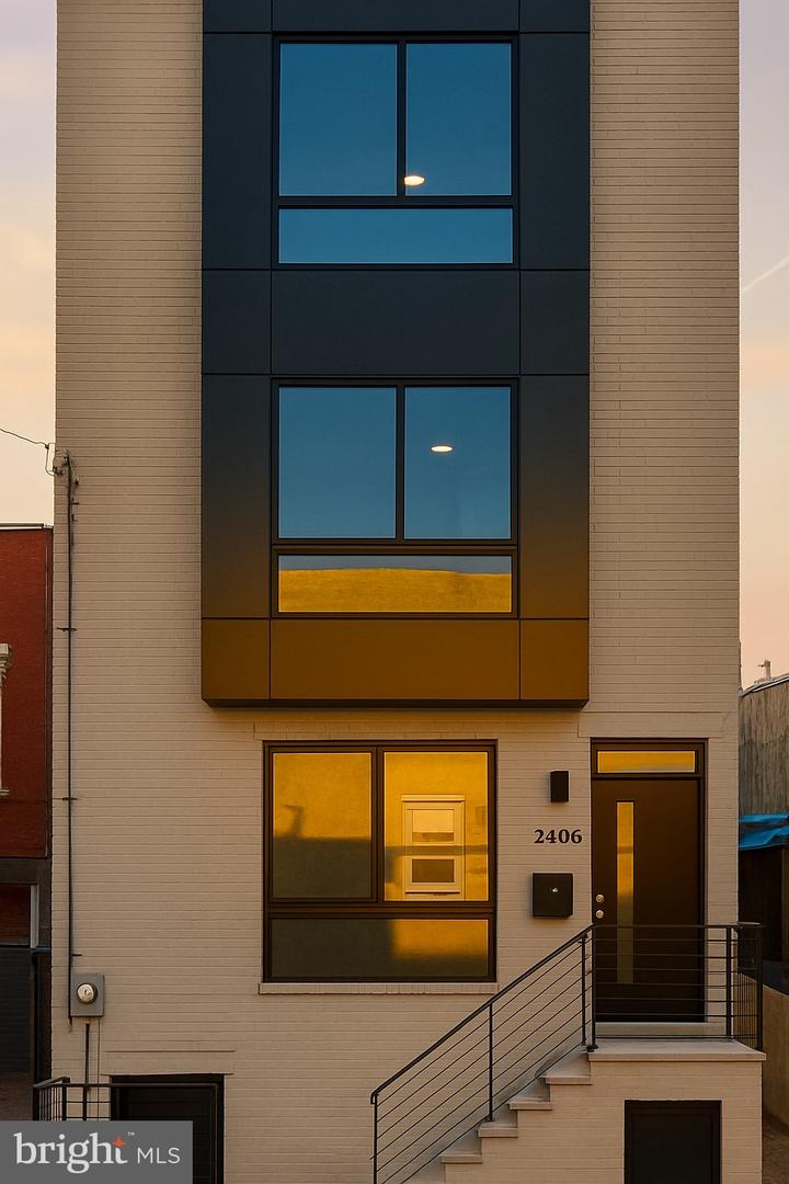 2406 N Howard Street