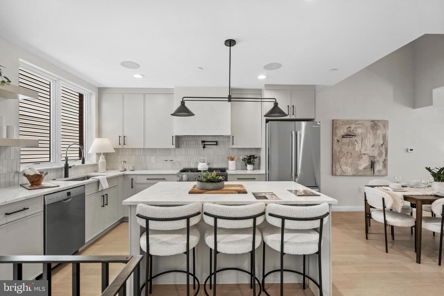 614 Brenna Walk #27