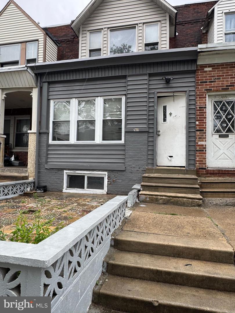2512 S 61st Street