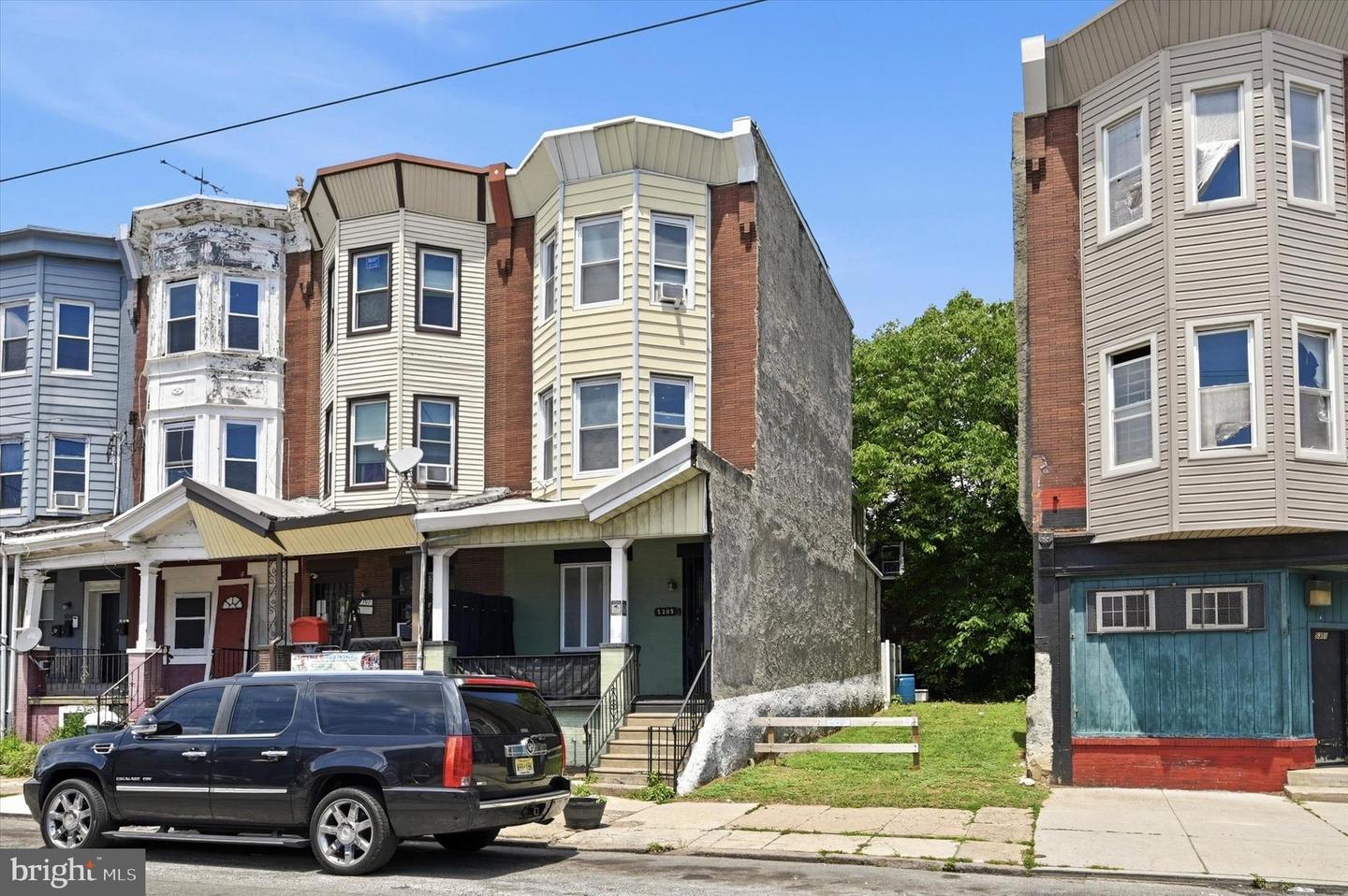 5305 W Girard Ave