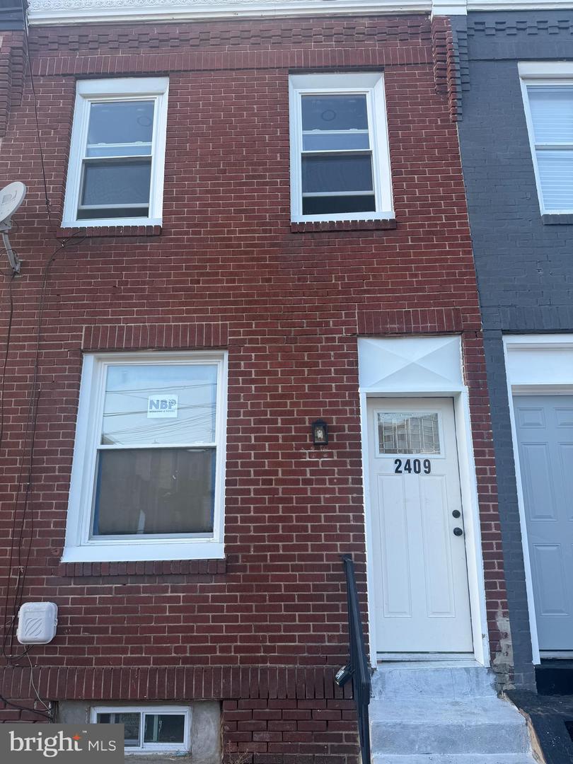 2409 W Harold Street