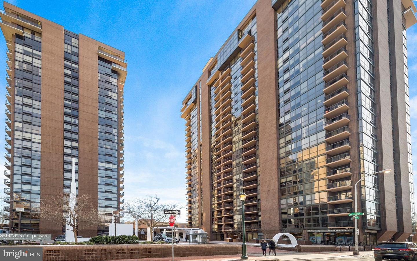 233 S 6th Street #506