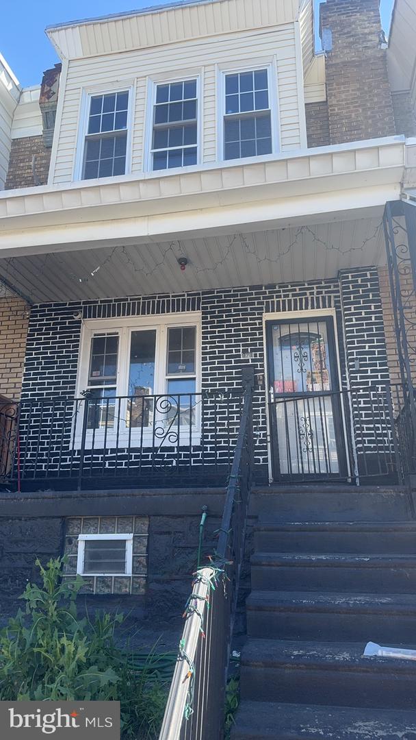 971 Carver Street