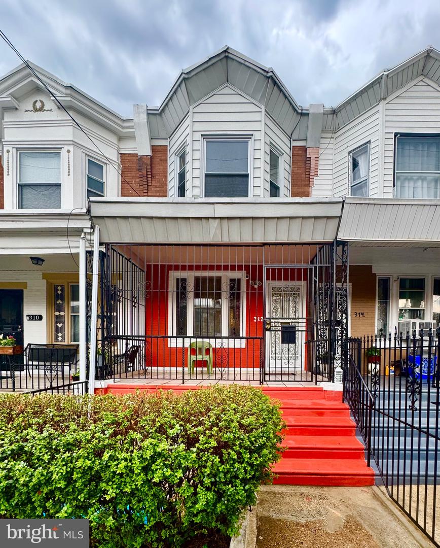 312 Lindley Avenue