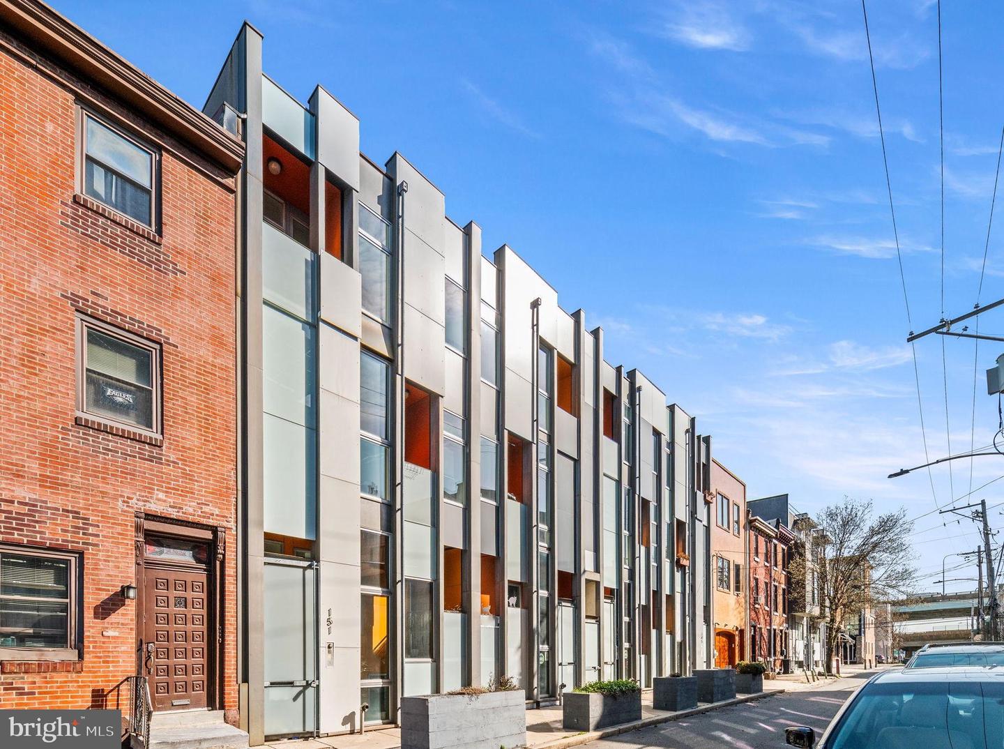 151 W Laurel Street #a