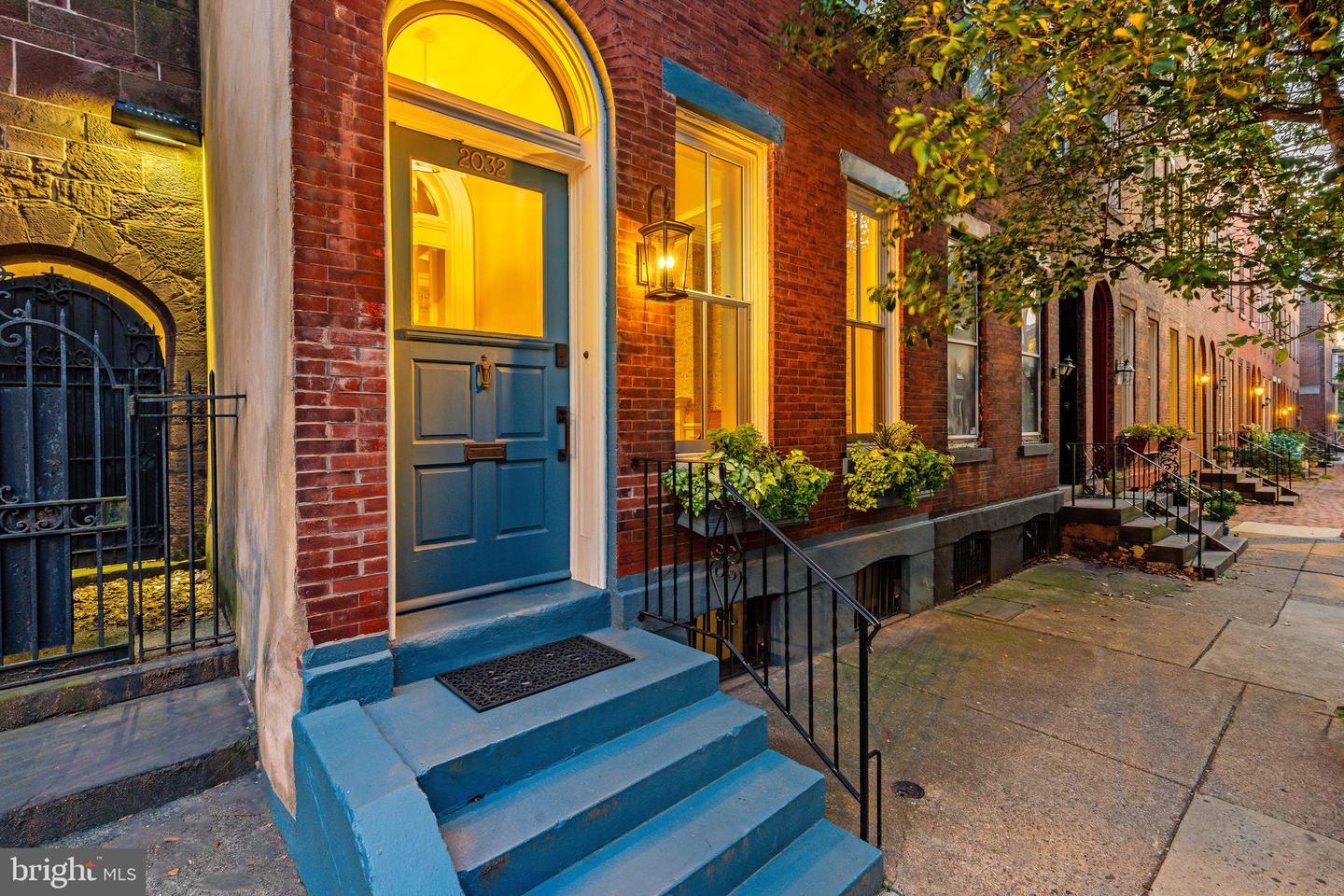 2032 Cherry Street