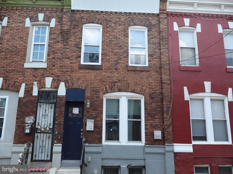 2226 Sigel St