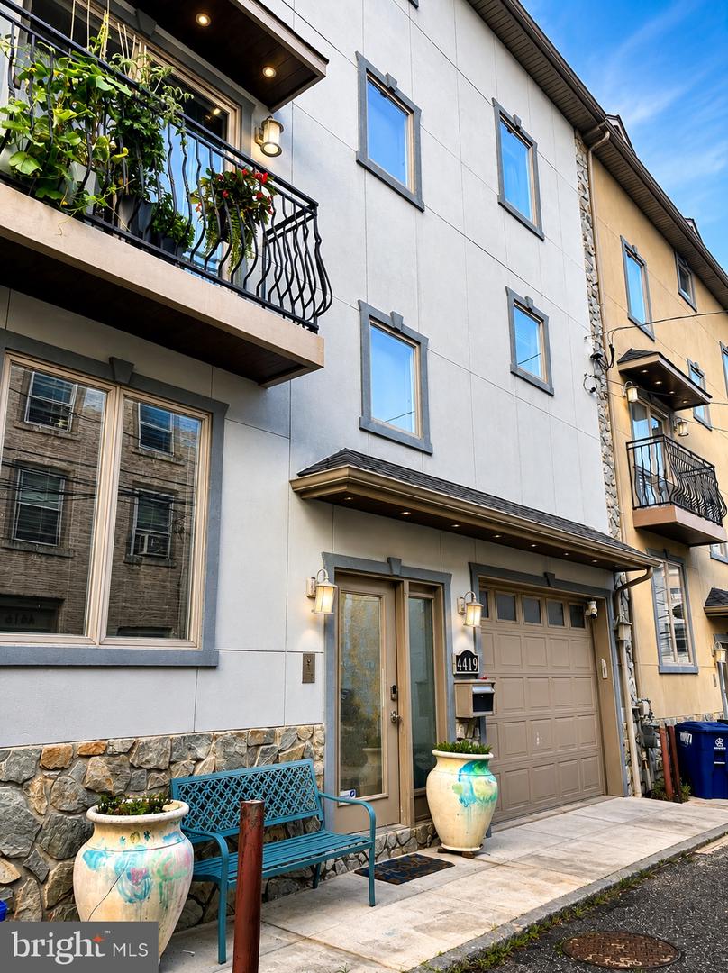4419 Saint Davids Street