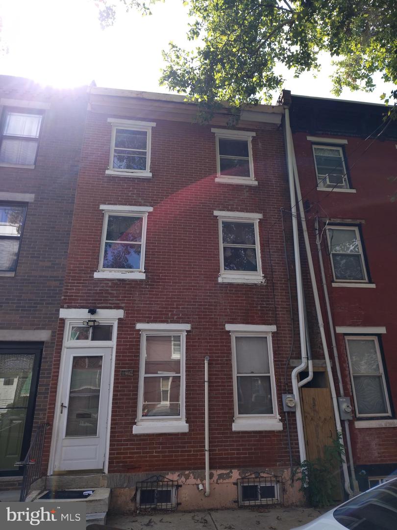 1630 N 3rd Street