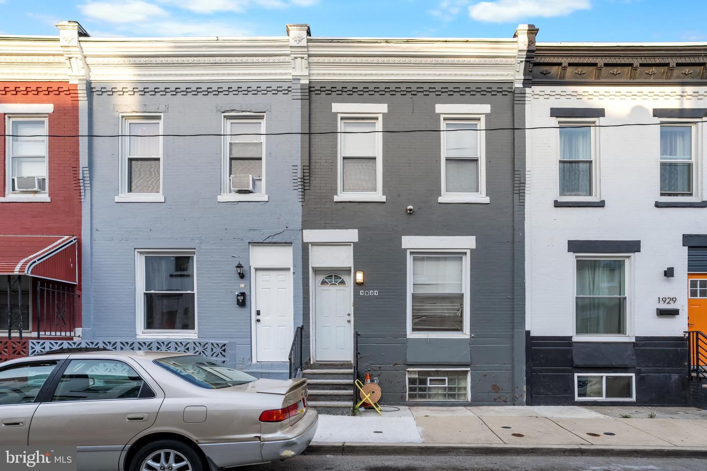 1931 N Patton Street