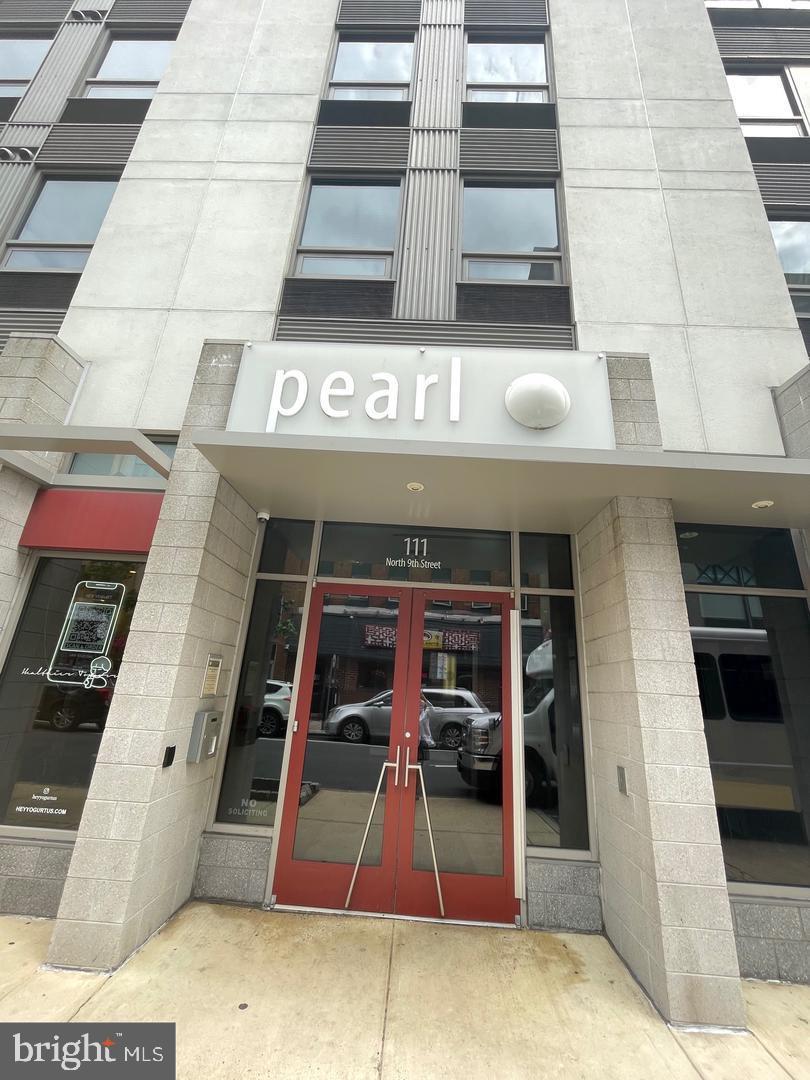 815 Arch Street #517