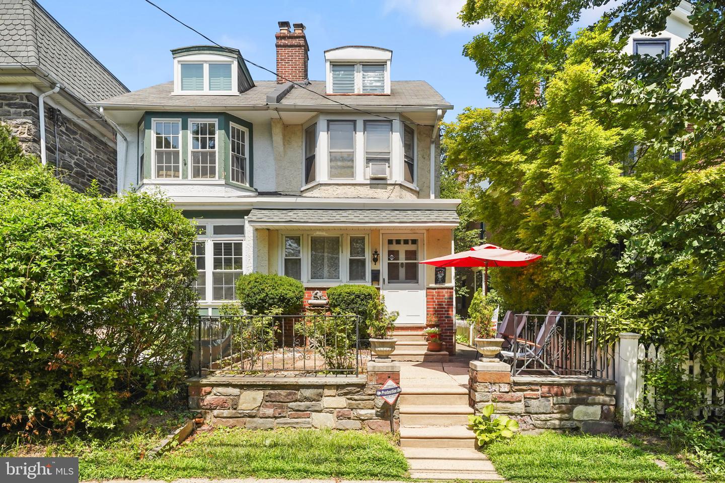 31 E Gravers Lane