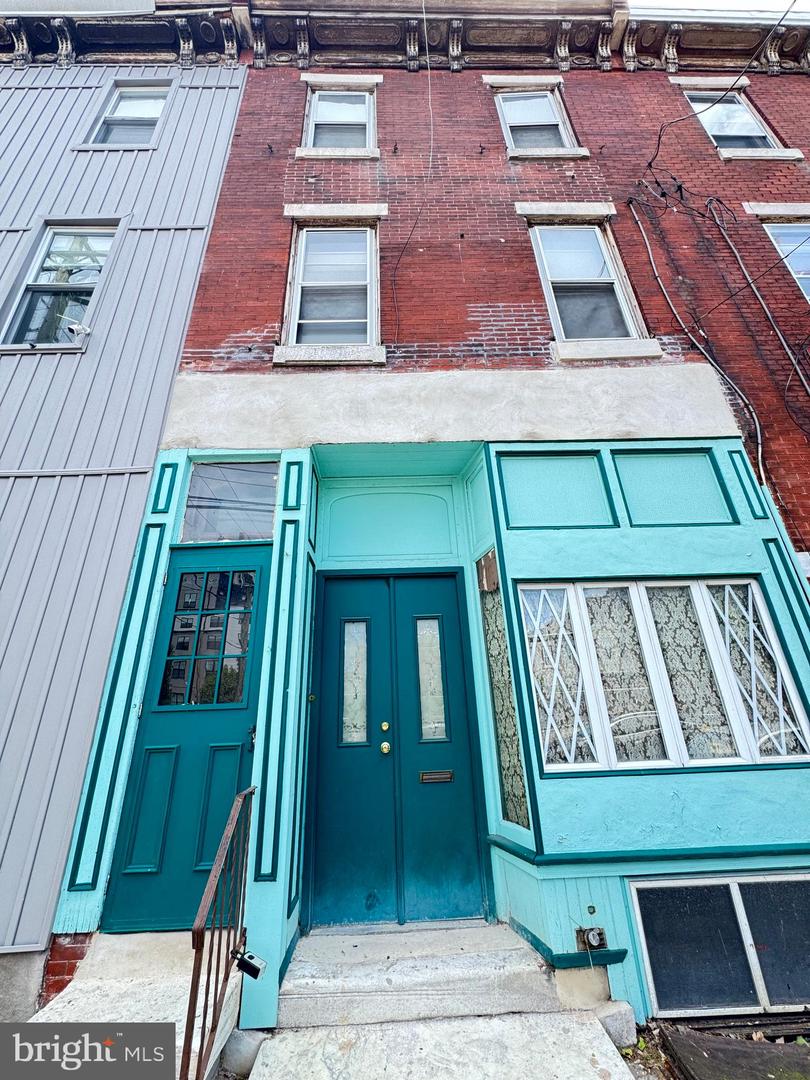 110 Diamond Street
